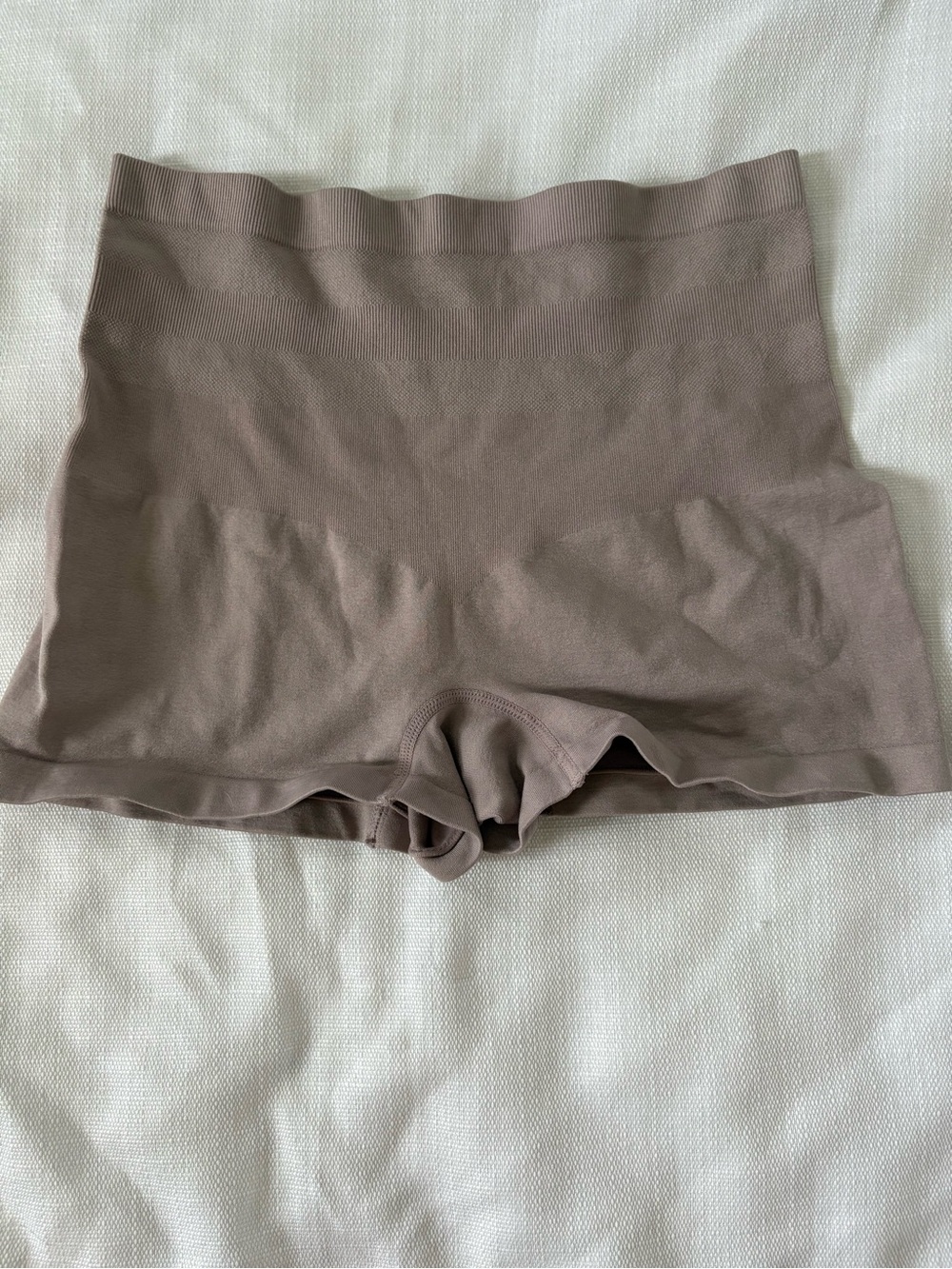 Skinny girl High-Waist Seamless Women’s Shorts in Taupe Shapewear